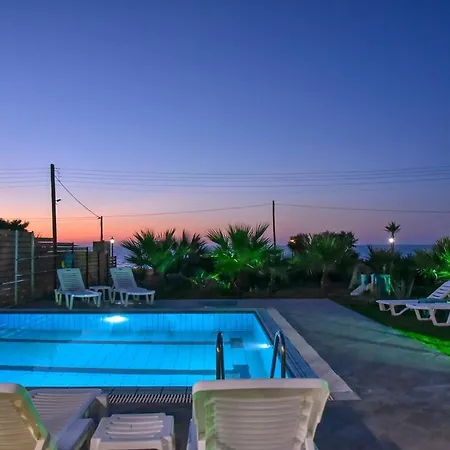 Apartman Mariza's Beachfront With Swimming Pool Herszonisszosz
