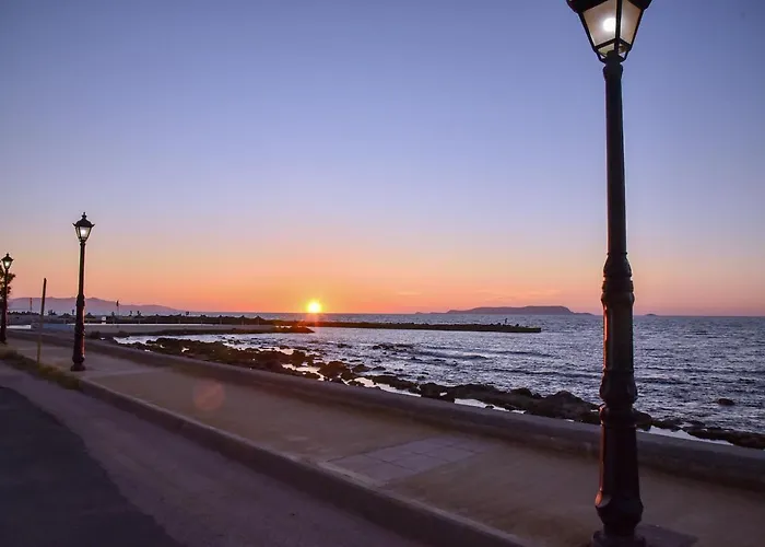 Mariza's Beachfront With Swimming Pool *