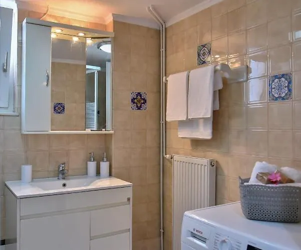 Appartamento Mariza's Beachfront With Swimming Pool