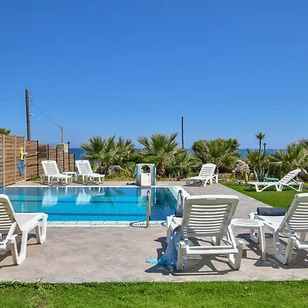 Mariza's Beachfront With Swimming Pool * Hersonissos (Crete)