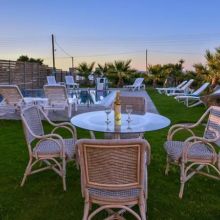 Mariza's Beachfront With Swimming Pool Apartment *