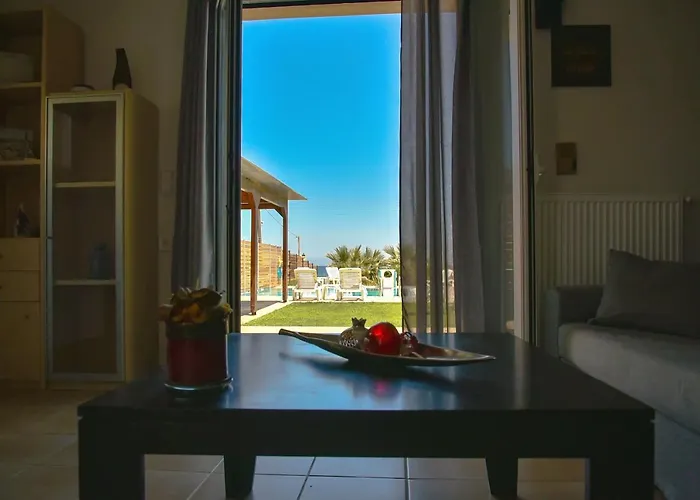 Appartement Mariza's Beachfront With Swimming Pool Chersonissos