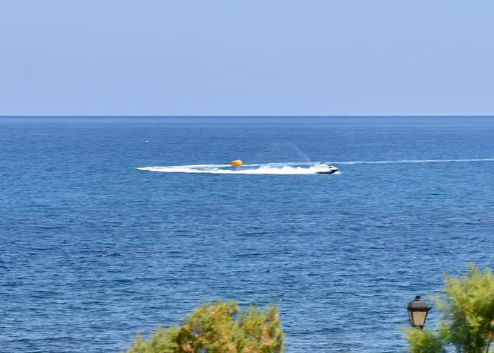 Апартаменты Mariza's Beachfront With Swimming Pool