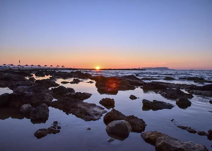Appartement Mariza's Beachfront With Swimming Pool *