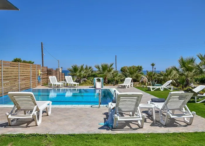 Mariza's Beachfront With Swimming Pool * Hersonissos (Crete)